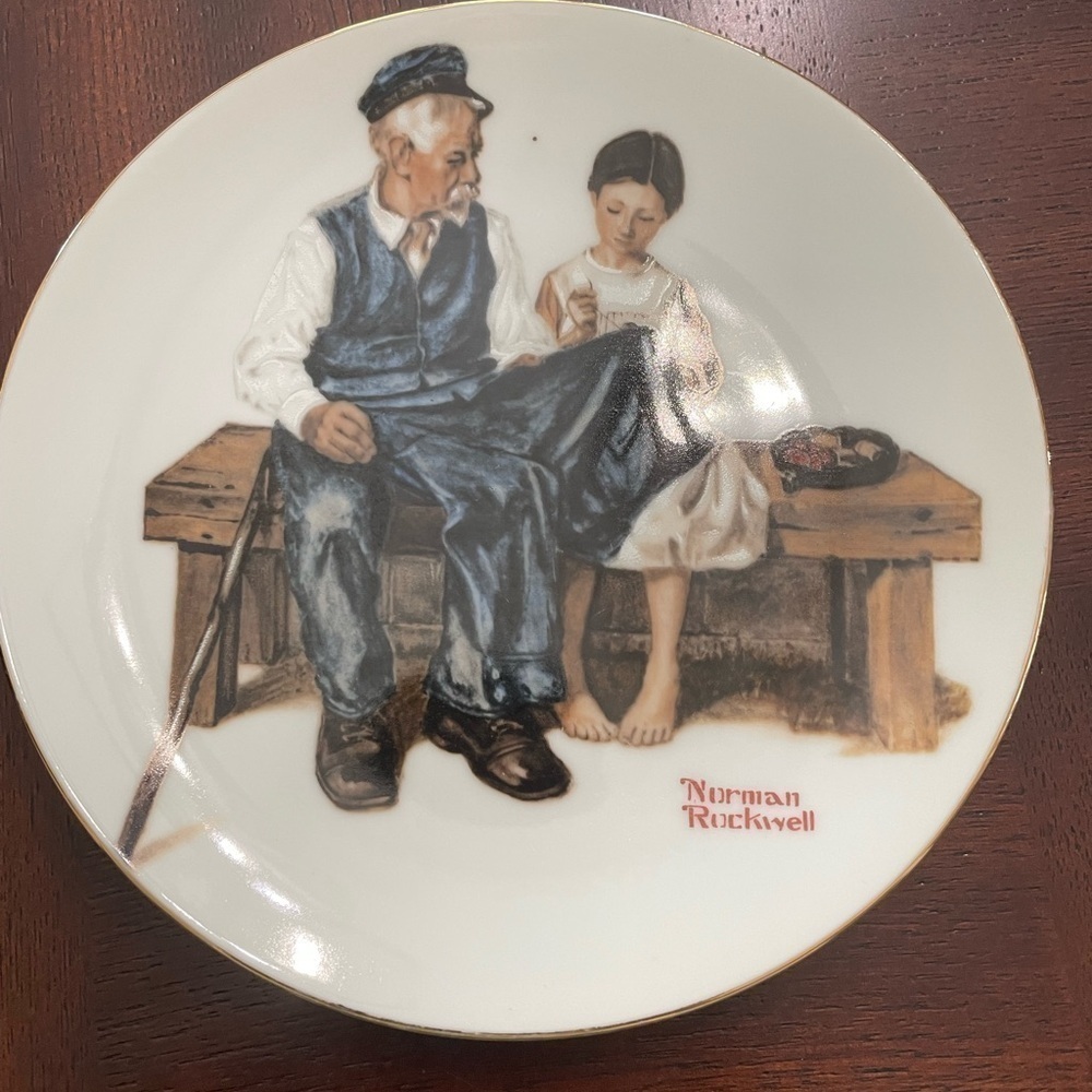 Norman Rockwell  Limited Edition The light house keeper Daughter porcelain platt